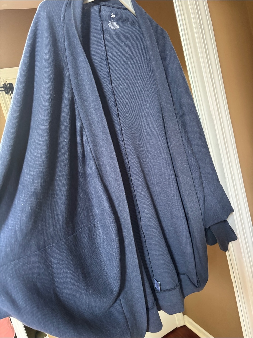 Blue rounded sweater - Picture 4 of 6